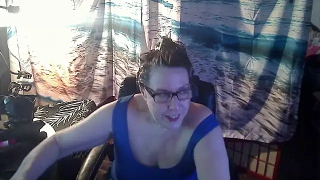 Snapshot of Ireallysquirt chatting on 7, 2, 2025 Ireallysquirt online show from 7, 2, 2025