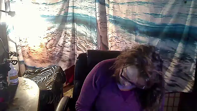 Snapshot of Ireallysquirt chatting on 15, 2, 2025 Ireallysquirt online show from 15, 2, 2025