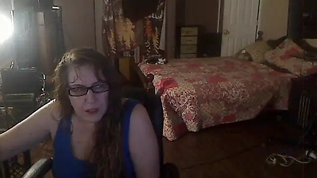 Snapshot of Ireallysquirt chatting on 22, 9, 2025 Ireallysquirt online show from 22, 9, 2025