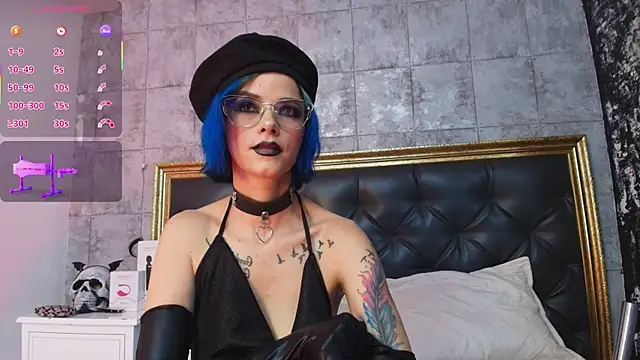 Snapshot of _Hanna_white_ chatting on 1, 2, 2025 Hanna white online show from 1, 2, 2025