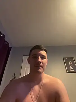 Snapshot of Shaded24 chatting on 1, 12, 2025 Shaded24 online show from 1, 12, 2025