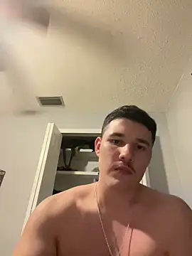 Snapshot of Shaded24 chatting on 5, 12, 2025 Shaded24 online show from 5, 12, 2025