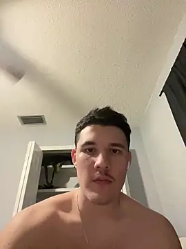 Snapshot of Shaded24 chatting on 15, 12, 2025 Shaded24 online show from 15, 12, 2025