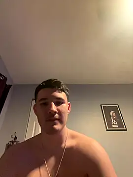 Snapshot of Shaded24 chatting on 18, 12, 2025 Shaded24 online show from 18, 12, 2025