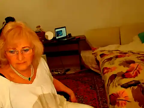 Natali7634 online show from 22, 3, 2025