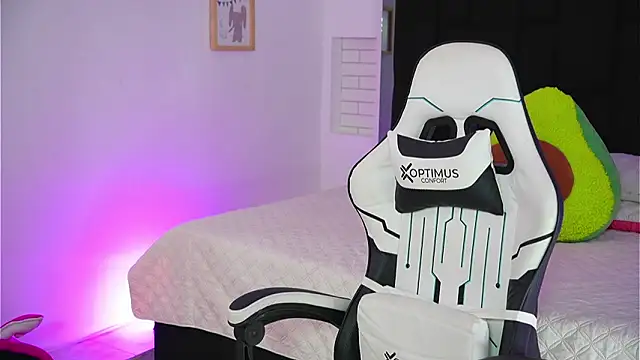 Marianamonroe  online show from 13, 2, 2026