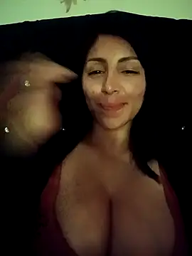 Snapshot of tiffani__love chatting on 30, 9, 2025 tiffani  love online show from 30, 9, 2025