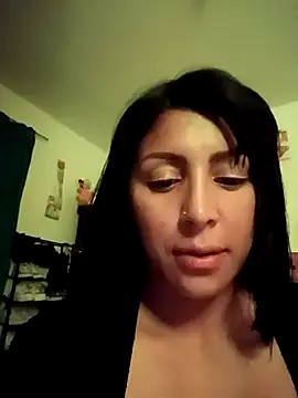 Snapshot of tiffani__love chatting on 17, 10, 2025 tiffani  love online show from 17, 10, 2025