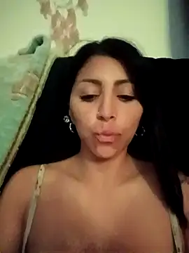 tiffani  love online show from 14, 12, 2025