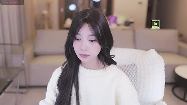 Snapshot of JayPope chatting on 10, 11, 2025 JayPope online show from 10, 11, 2025