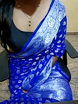 Snapshot of Nithya_05 chatting on 29, 10, 2025 Nithya 05 online show from 29, 10, 2025