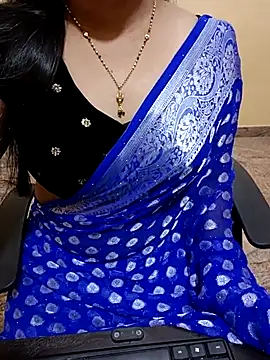 Snapshot of Nithya_05 chatting on 8, 11, 2025 Nithya 05 online show from 8, 11, 2025