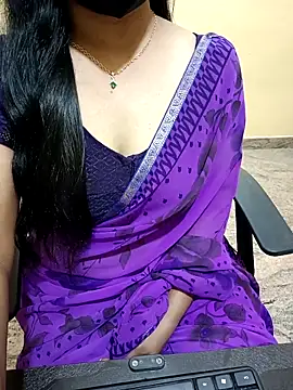 Snapshot of Nithya_05 chatting on 15, 11, 2025 Nithya 05 online show from 15, 11, 2025