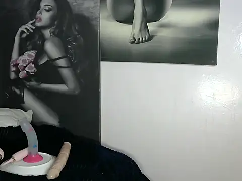 Snapshot of Petite_lexii chatting on 15, 12, 2025 Petite lexii online show from 15, 12, 2025