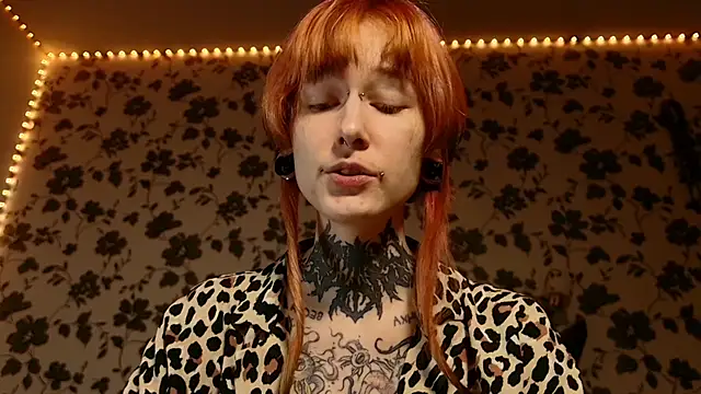 Littlespacemouse online show from 3, 2, 2025