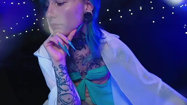 Littlespacemouse online show from 21, 11, 2025