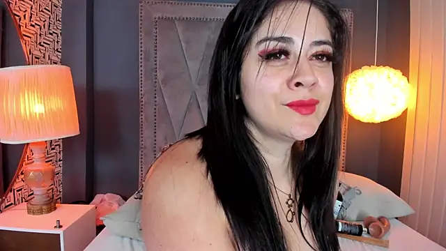 Snapshot of nahomi_sweett chatting on 28, 2, 2025 nahomi sweett online show from 28, 2, 2025