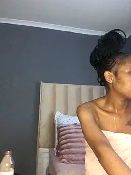 Snapshot of Nicole_Liam_ chatting on 12, 10, 2025 Nicole Liam online show from 12, 10, 2025