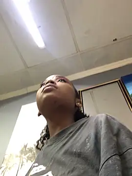 Snapshot of Nicole_Liam_ chatting on 3, 12, 2025 Nicole Liam online show from 3, 12, 2025