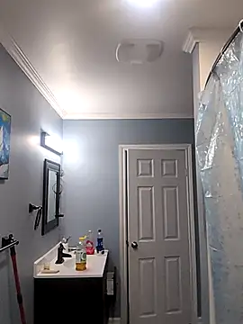 Snapshot of jonnyjenner chatting on 7, 10, 2025 jonnyjenner online show from 7, 10, 2025