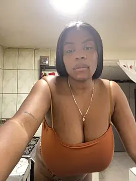 Snapshot of sammanta_boobs chatting on 8, 12, 2024 sammanta boobs online show from 8, 12, 2024
