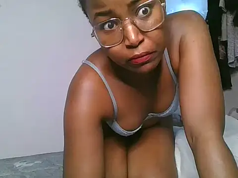 Snapshot of hot_sexy_choco chatting on 7, 1, 2025 hot sexy choco online show from 7, 1, 2025