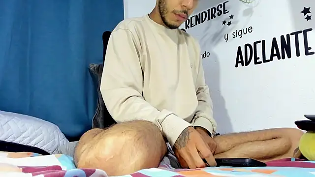 Snapshot of Aronxxs chatting on 20, 12, 2025 Aronxxs online show from 20, 12, 2025