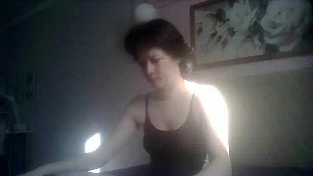Snapshot of SunElizabeth chatting on 7, 7, 2026 SunElizabeth online show from 7, 7, 2026