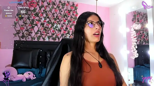 Snapshot of SamaraCortez chatting on 25, 6, 2026 SamaraCortez online show from 25, 6, 2026