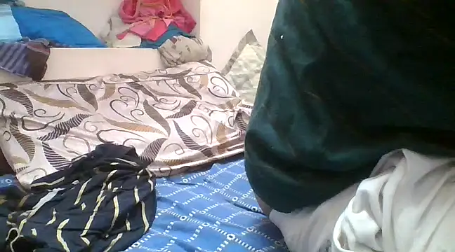 naughtymike0007 online show from 5, 2, 2025