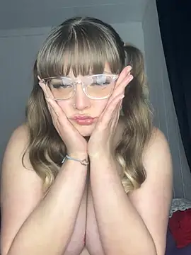 Snapshot of Lalalust69 chatting on 16, 2, 2025 Lalalust69 online show from 16, 2, 2025