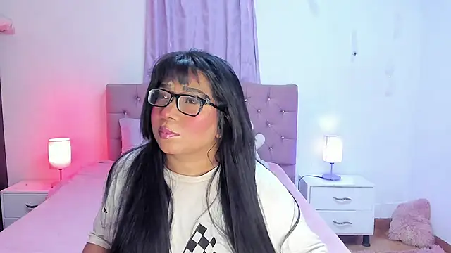 Latinabombsheell online show from 19, 11, 2025