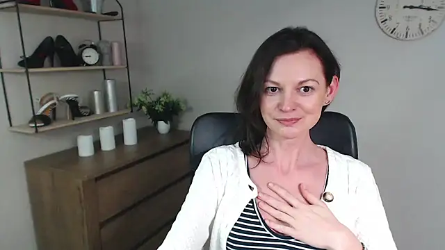 VivianWILD online show from 30, 1, 2025