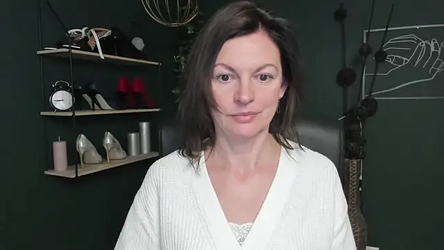 VivianWILD online show from 26, 9, 2025