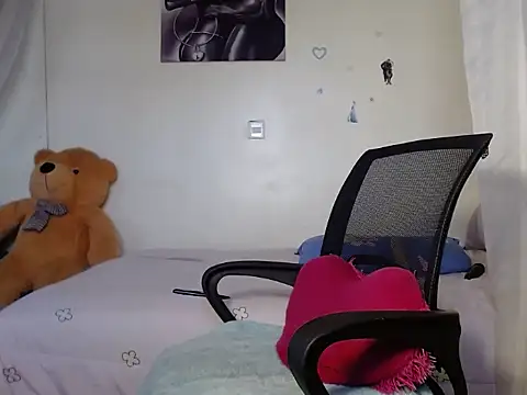 TeenieReeny online show from 16, 3, 2025