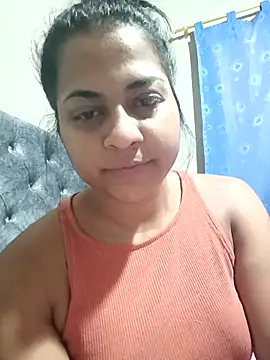 Giselabrunette25 online show from 11, 2, 2026