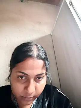 Giselabrunette25 online show from 4, 3, 2026