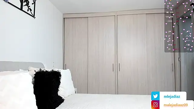 MalejaDiaz  online show from 21, 3, 2025