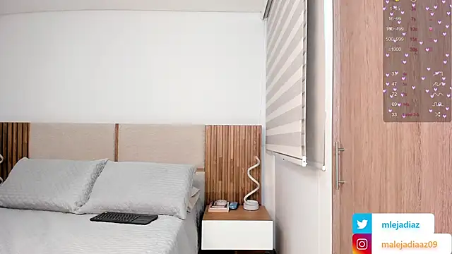 MalejaDiaz  online show from 8, 10, 2025