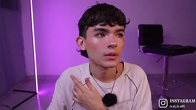 Angelo 018 online show from 4, 3, 2026