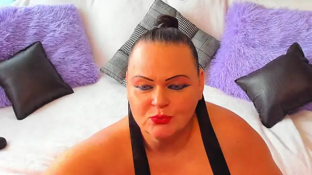 Snapshot of MilanaBiegert chatting on 14, 9, 2025 MilanaBiegert online show from 14, 9, 2025