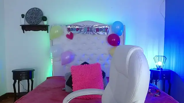 elena detroya online show from 21, 1, 2025