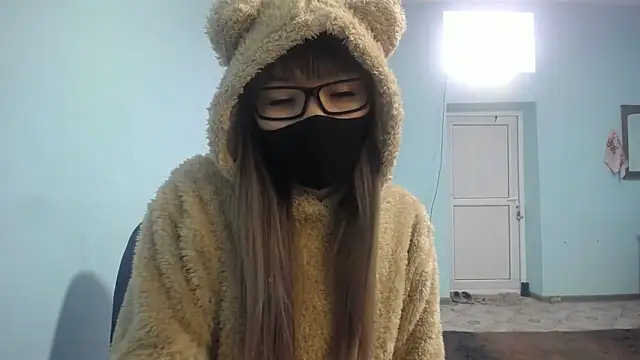 elllaaxx online show from 2, 3, 2025