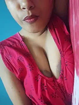 Snapshot of sexyindi_couple chatting on 26, 7, 2026 sexyindi couple online show from 26, 7, 2026