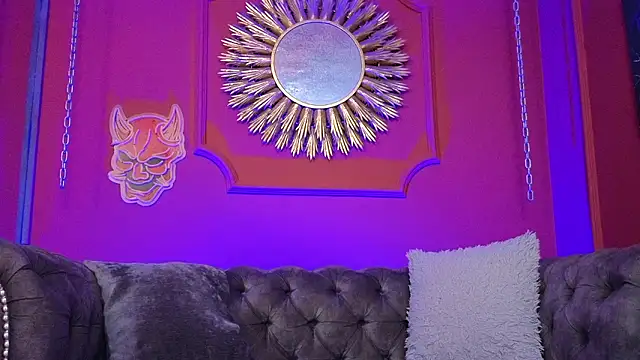 Julieta Russell online show from 9, 1, 2026