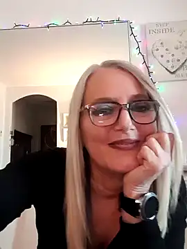 Snapshot of kikkastar chatting on 16, 12, 2024 kikkastar online show from 16, 12, 2024