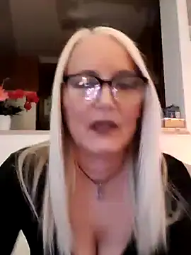 Snapshot of kikkastar chatting on 13, 1, 2025 kikkastar online show from 13, 1, 2025