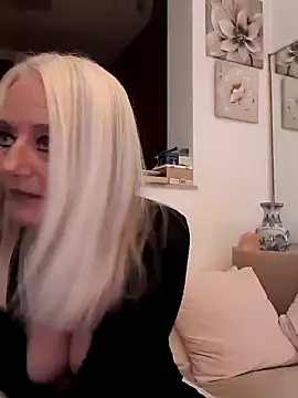 Snapshot of kikkastar chatting on 23, 1, 2025 kikkastar online show from 23, 1, 2025