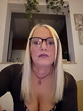 Snapshot of kikkastar chatting on 16, 3, 2025 kikkastar online show from 16, 3, 2025