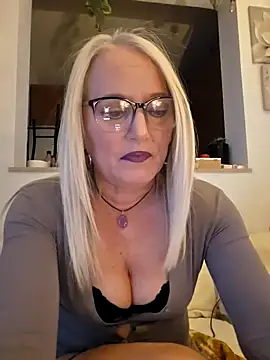 Snapshot of kikkastar chatting on 20, 3, 2025 kikkastar online show from 20, 3, 2025